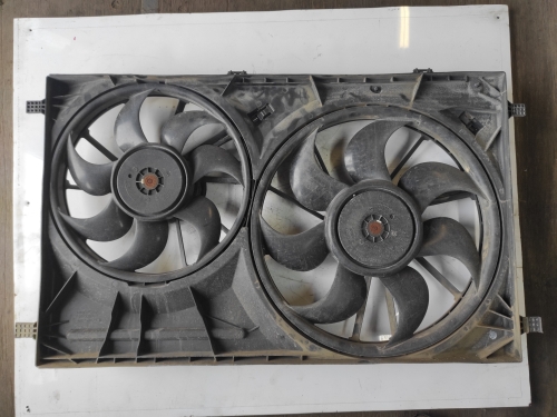 Ford Transit MK8 AWD hűtőventilátor keret hátsó padló klíma szabályozással gyári bontott (2014-)