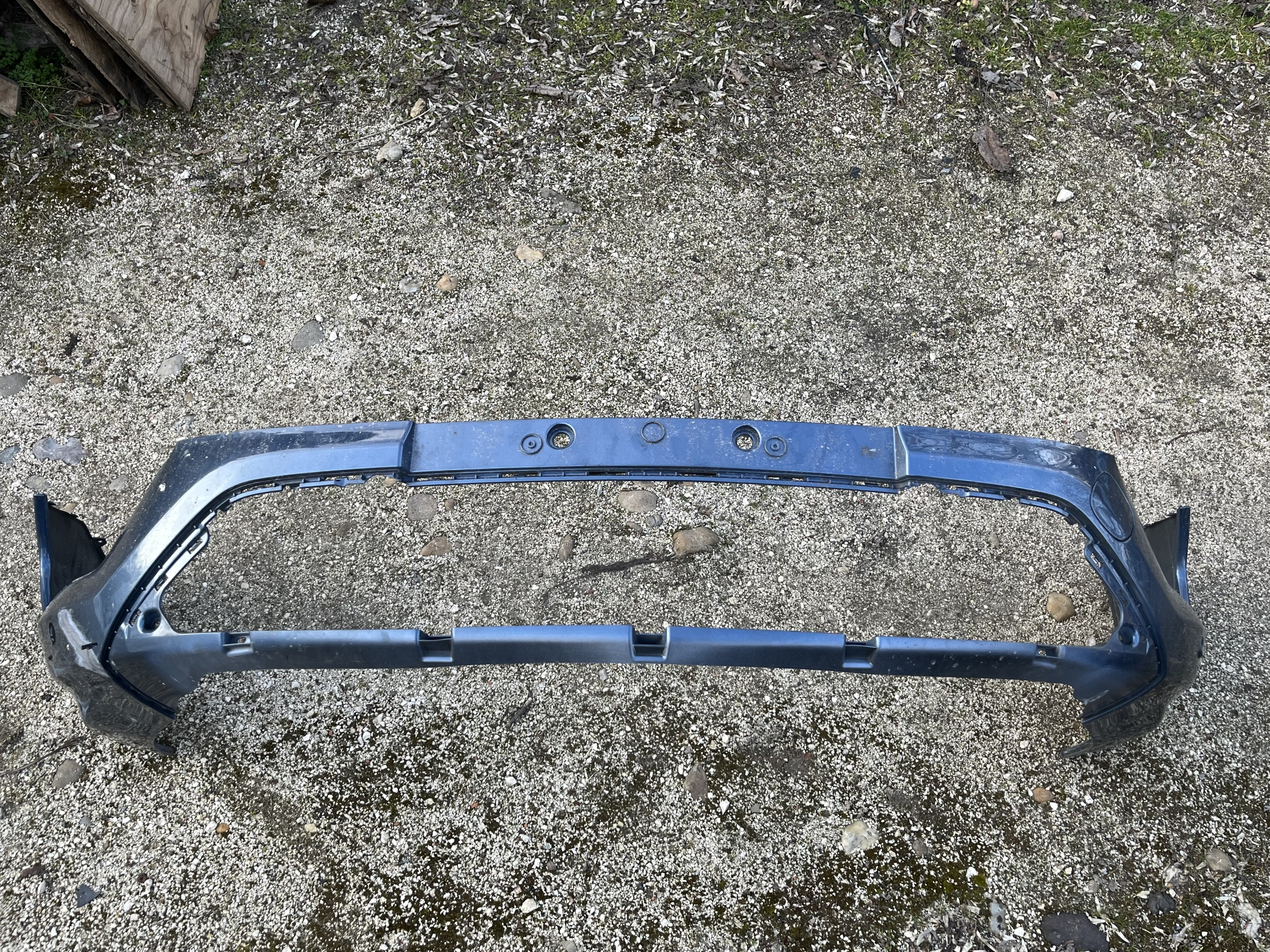 Ford Transit Custom első lökhárító gyári bontott javított (2019-)