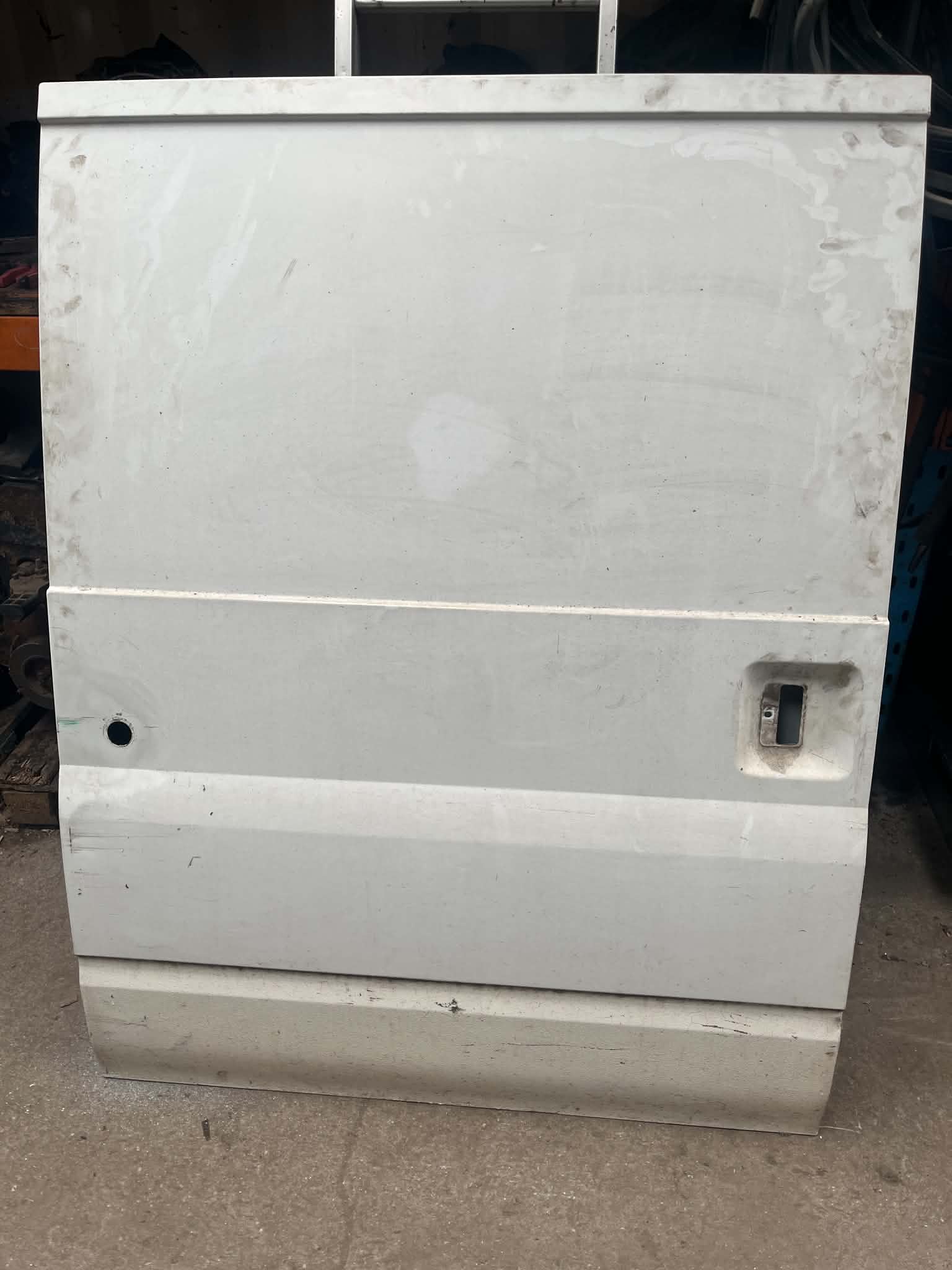 Ford Transit MK6, MK7 jobb tolóajtó 118x155 gyári bontott (2000-2014)