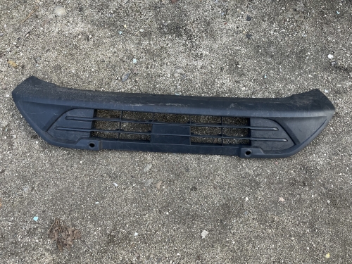 Ford Transit Custom lökhárító alsó hütőrács gyári bontott (2018-)