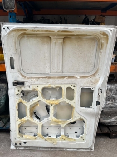 Ford Transit Custom jobb tolóajtó gyári bontott (2013-2018)