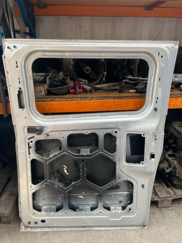 Ford Transit Custom jobb tolóajtó gyári bontott (2013-2018)