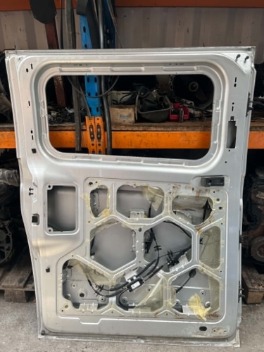 Ford Transit Custom bal tolóajtó gyári bontott (2013-2018)